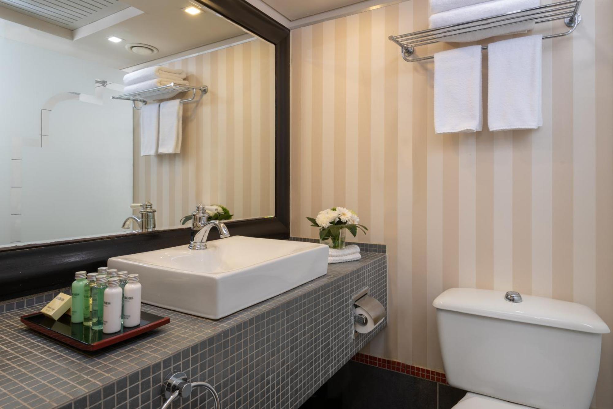 Executive Room with Sea View,1681723688:JPEG