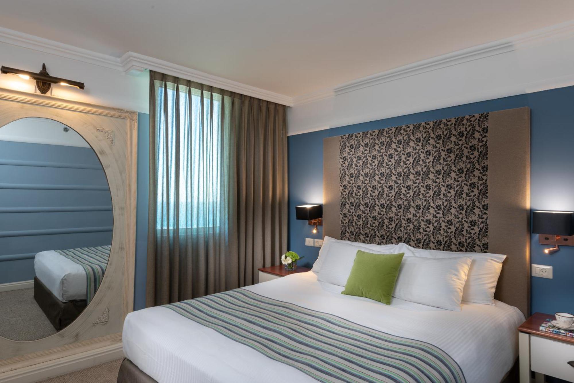 Executive Suite Sea View